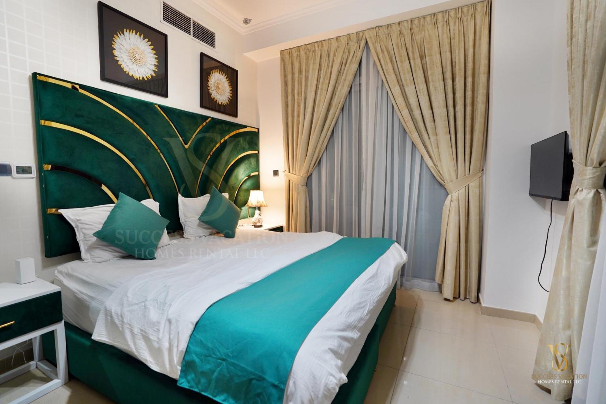 Success Luxury Apartment - 5 Min Away Marina Corniche - Free Housekeeping Provided Everyday-24-7 Staff Available For Services Dubái Exterior foto